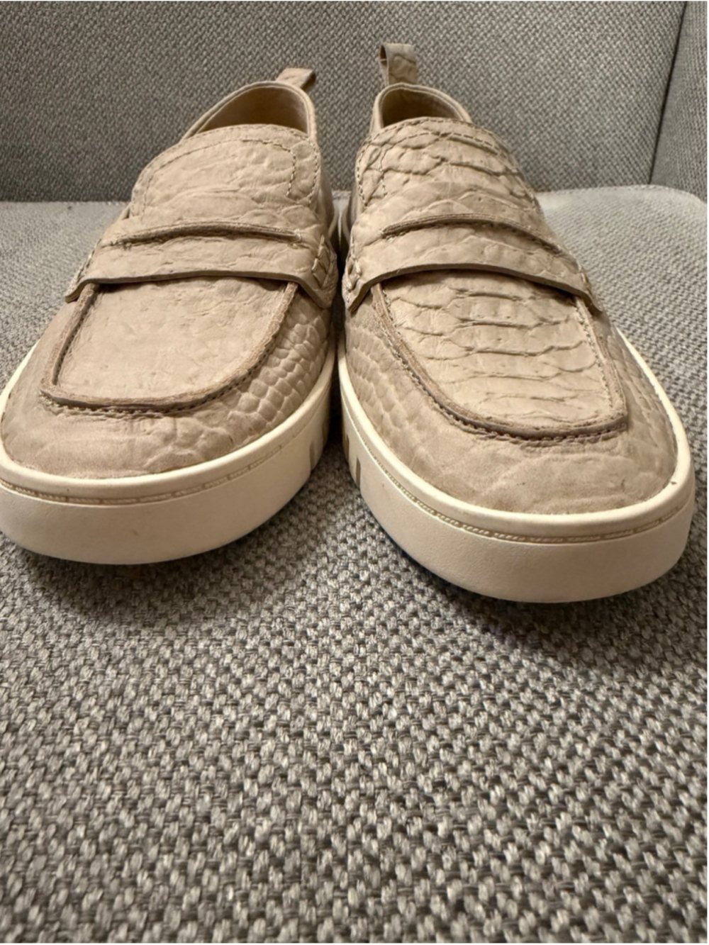 Vionic tan Chantel Penny Loafer Slip-On Sneaker Sz 8 - Picture 5 of 7